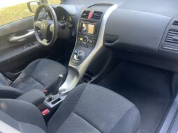 Belle Toyota Auris 1.8 L 136 hybride Connect complet