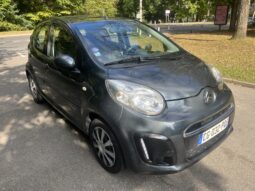 Une très jolie Citroën c1 essence boîte auto de 2012 complet