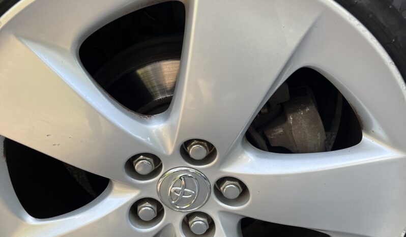 Belle Toyota Prius 1.8 L136 ch hybride Lounge complet