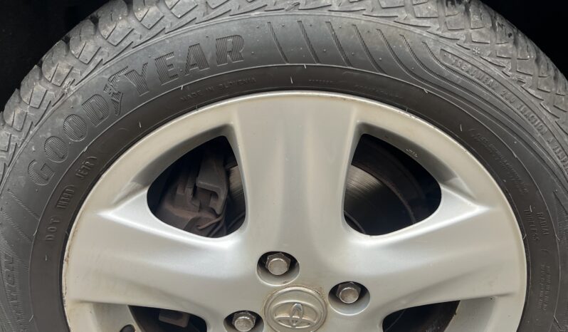 
								Belle toyota yaris 1.3 L vvti 85 CH 1ere MAIN complet									