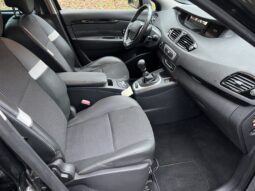 
										Beau Renault scénic 1.6 dci 130 business complet									