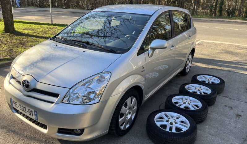 
								Belle Toyota Corolla verso 1.8 vvti 130 ch boîte auto 7 places complet									