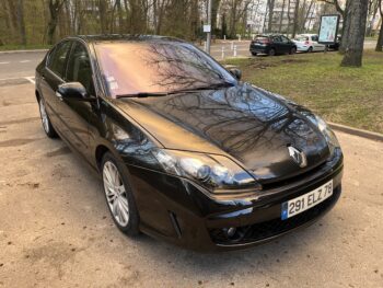 Une magnifique laguna 3 GT 2 L dci 180 ch toutes options