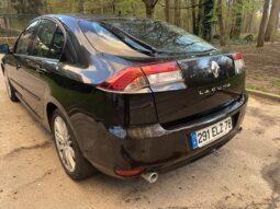 
										Une magnifique laguna 3 GT 2 L dci 180 ch toutes options complet									