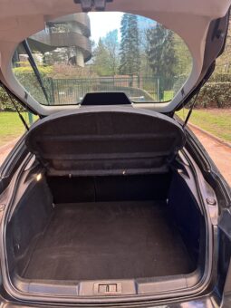 
										Une magnifique laguna 3 GT 2 L dci 180 ch toutes options complet									