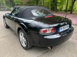 
										Superbe Mazda MX-5 roadster 1.8L 125 ch élégance très propre complet									