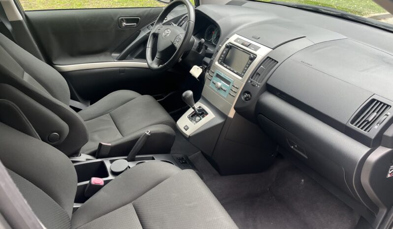 
								une belle toyota corolla verso 1.8L vvti 130 CH BOITE AUTO 7 PLACES complet									