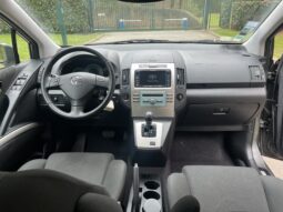 
										une belle toyota corolla verso 1.8L vvti 130 CH BOITE AUTO 7 PLACES complet									