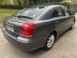 
										TOYOTA AVENSIS 1.8L vvti 130 BOITE AUTO 1ère main complet									