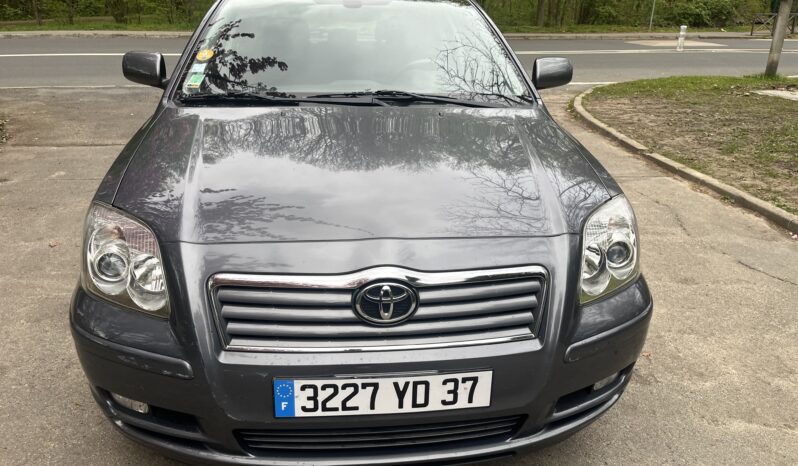 
								TOYOTA AVENSIS 1.8L vvti 130 BOITE AUTO 1ère main complet									