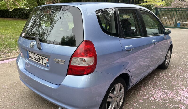 
								Belle Honda jazz 1.3 L 83 ch ess graphite moteur à chaîne complet									