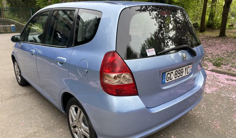 
								Belle Honda jazz 1.3 L 83 ch ess graphite moteur à chaîne complet									