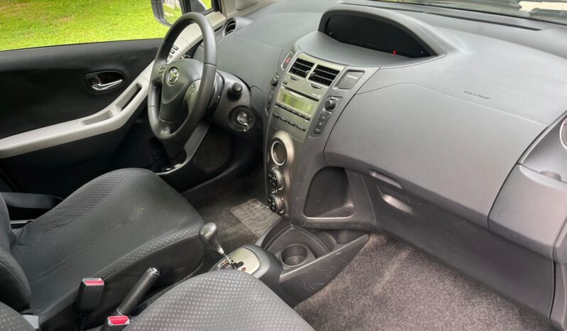 
								Toyota Yaris automatique diesel 90ch phase 2 complet									
