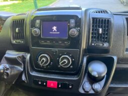 
										Superbe Peugeot boxer 2.2L 120ch L2H2 asphalt connect complet									