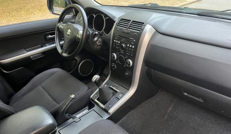 
								Une belle Suzuki grand Vitara 1.9 ddis 130 ch “Kit distrib + pae neufs” complet									