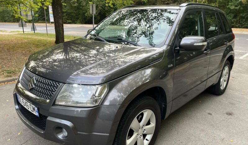 
								Une belle Suzuki grand Vitara 1.9 ddis 130 ch “Kit distrib + pae neufs” complet									