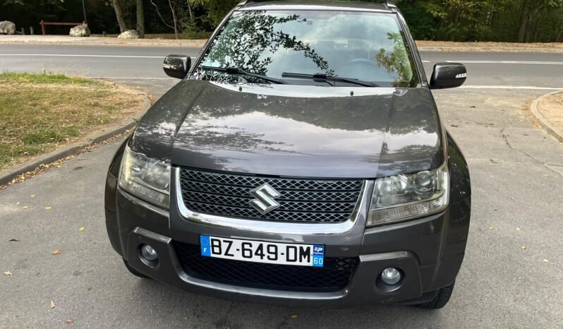 
								Une belle Suzuki grand Vitara 1.9 ddis 130 ch “Kit distrib + pae neufs” complet									
