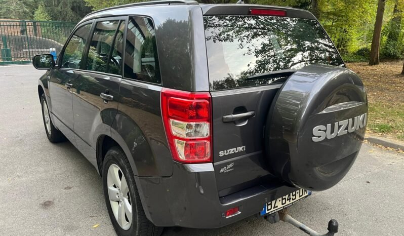 
								Une belle Suzuki grand Vitara 1.9 ddis 130 ch “Kit distrib + pae neufs” complet									